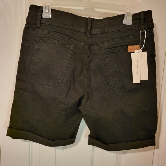Women's Bermuda Jean Shorts (NWOT) - Picture 3 of 7